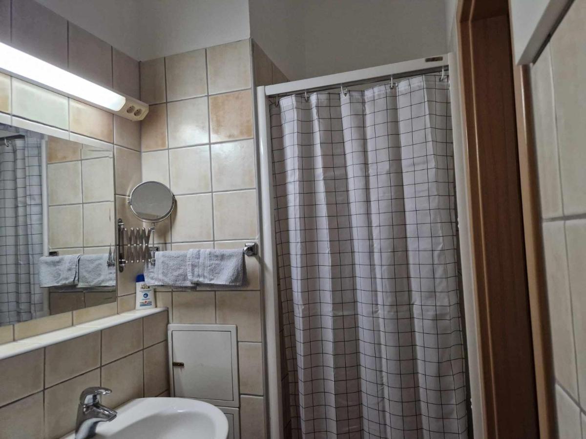 Ta'Karos Apartman Zalakaros Exterior foto
